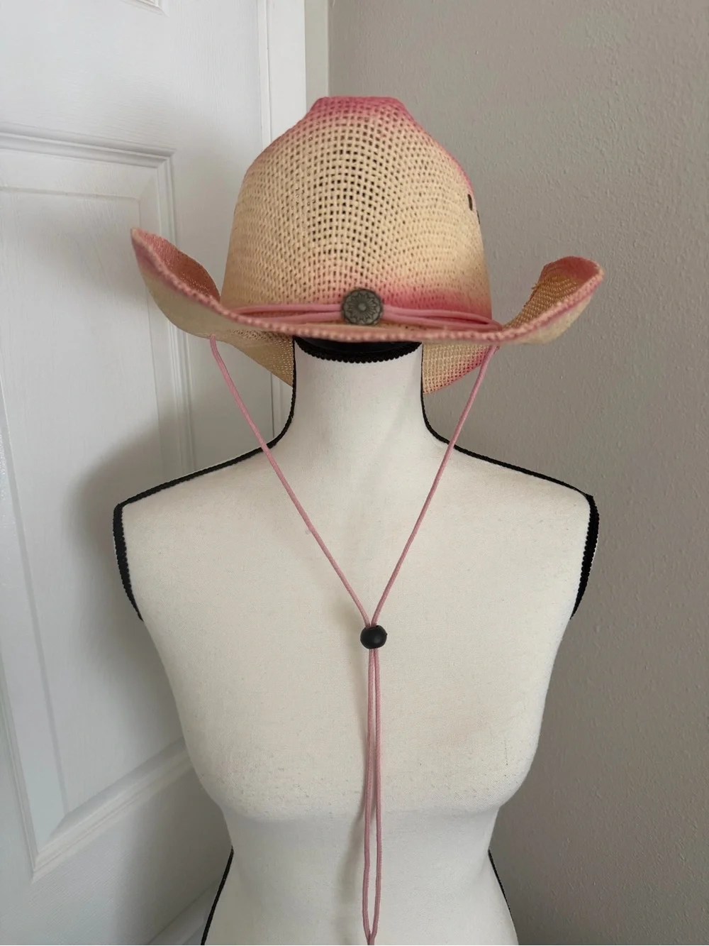 Milani Beige Straw Cowgirl Hat with Pink Accent